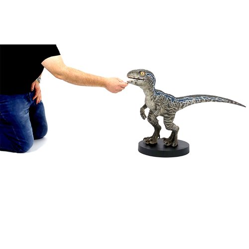 Jurassic World: Fallen Kingdom Baby Blue 1:1 Scale Statue