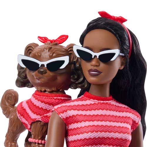 BarbieTwinning Looks Stripes Accessories and Doll