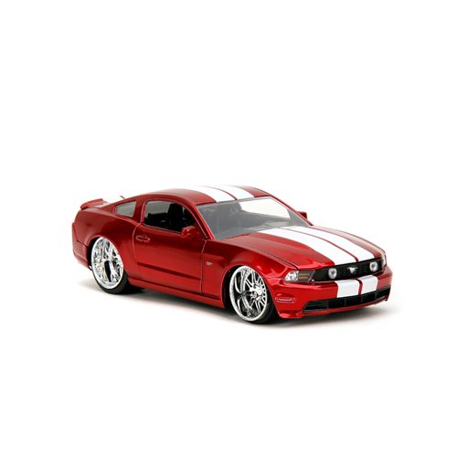 Bigtime Muscle 2010 Red Ford Mustang GT 1:24 Scale Die-Cast Metal Vehicle
