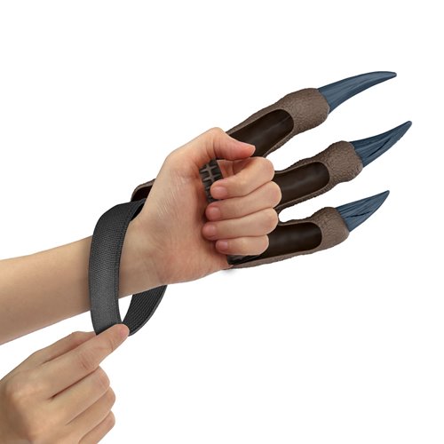 Jurassic World Spinosaurus Battle Claws Roleplay Set