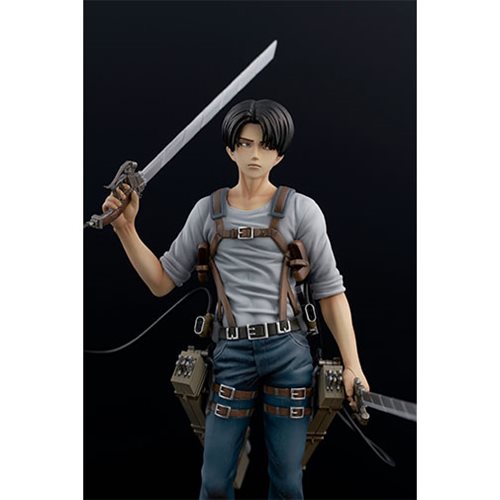 Attack on Titan Brave Act Levi Version 2B 1:8 Scale Statue