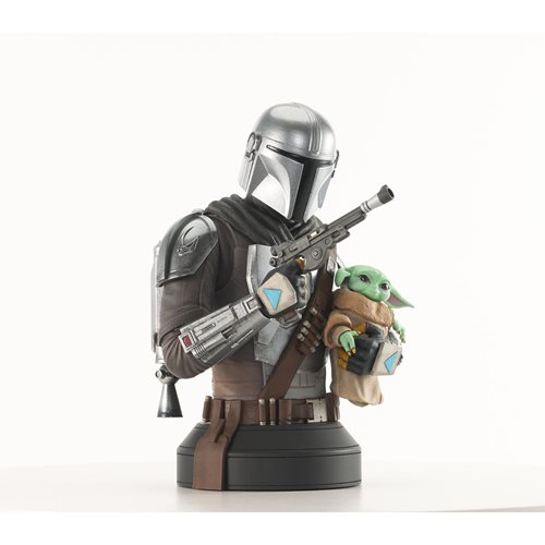 Star Wars: The Mandalorian with Grogu 1:6 Scale Mini-Bust - Previews Exclusive