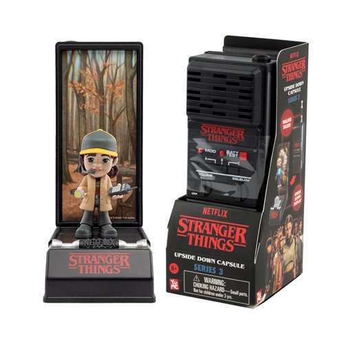 Stranger Things Upside Down Walkie-talkie Capsule Series 3 Blind-Box Mini-Figure Case of 8