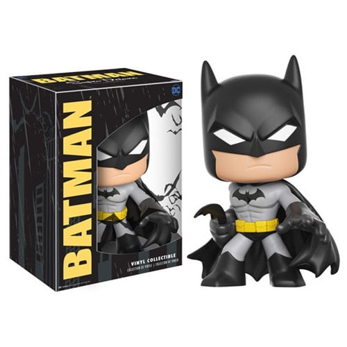 Batman Super Deluxe Vinyl Figure