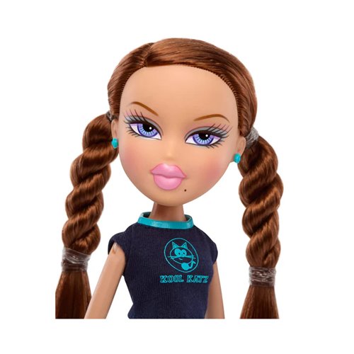 Bratz Play Sportz Roxxi Soccer Doll