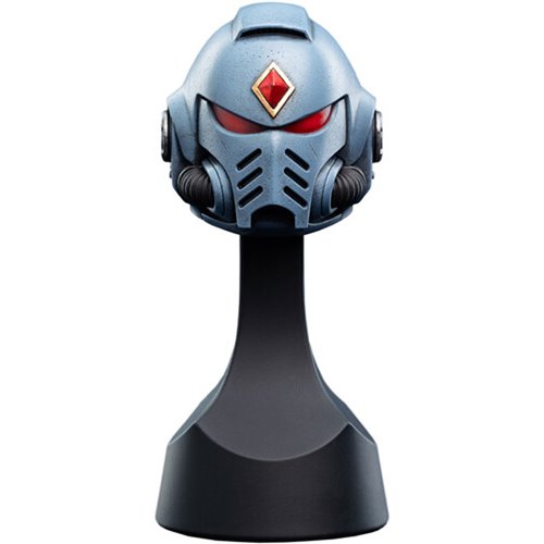 Warhammer 40,000 Space Wolves Miniature Helmet Statue