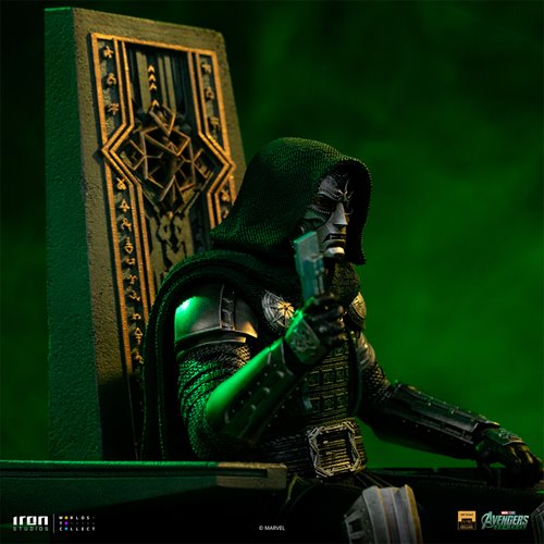 Avengers: Doomsday Doctor Doom on Throne 1:10 Art Scale Limited Edition Statue