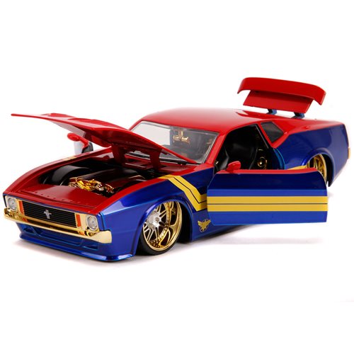 Captain Marvel 1973 Ford Mustang Mach 1 Avengers 1:24 Scale Die-Cast Metal  Vehicle with Figure