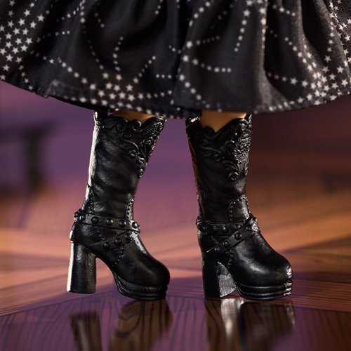 Anna Sui Barbie Inspiring Women Doll