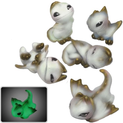 Miyo's Mystic Musings Little Glowing Embers Blind Box Vinyl Figures Case of 15