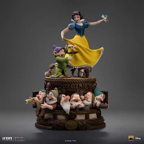 Snow White and the Seven Dwarfs Disney Classic Snow White 1:10 Deluxe Art Scale Limited Edition Stat