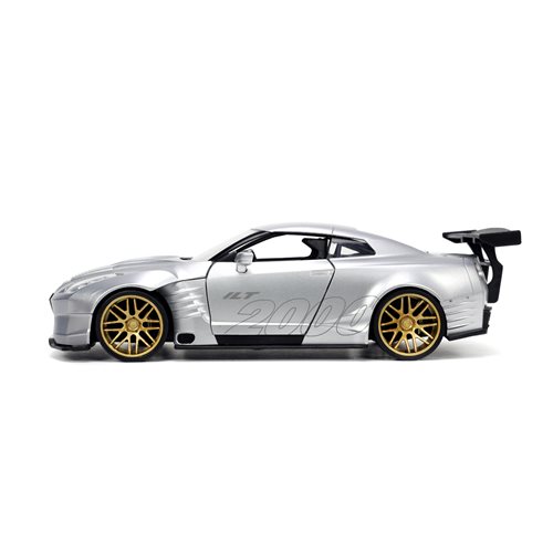 I Love The 2000's 2009 Nissan GT-R R35 1:24 Scale Die-Cast Metal Vehicle