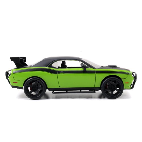 Fast and the Furious 7 Letty's 2008 Dodge Challenger SRT8 1:24 Scale Die-Cast Metal Vehicle