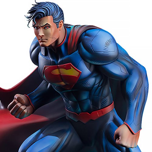 DC Comics Superman Art Respect 1:6 Scale Statue