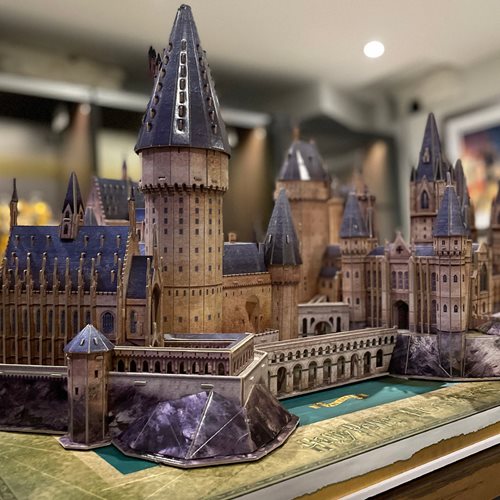 Harry Potter Hogwarts Castle Large 3D Model Puzzle Kit