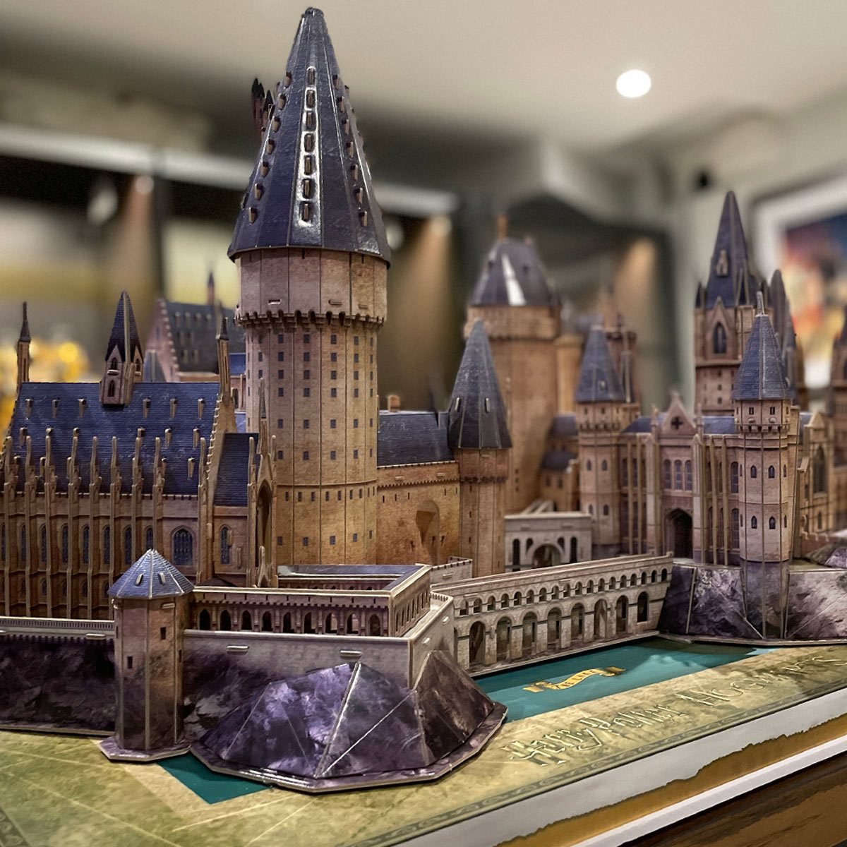 Harry Potter Hogwarts Castle 3D Cardboard Model Puzzle New UG7565 