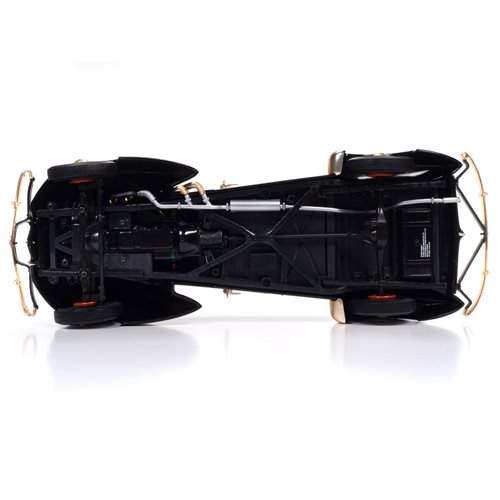 Monopoly 1935 Auburn 851 Speedster 1:18 Scale Die-Cast Metal Vehicle