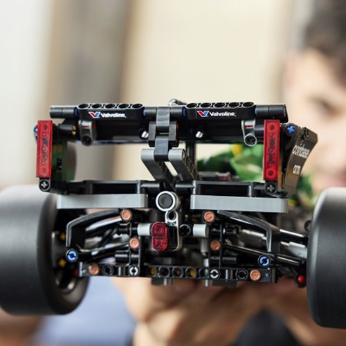 LEGO® Technic™ Aston Martin Aramco AMR25 F1® Car