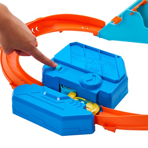 Hot Wheels Track Creator Boosted Jump Speedway Track Set