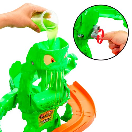 Hot Wheels Monster Trucks Mutant Chaos Monster Takedown Playset