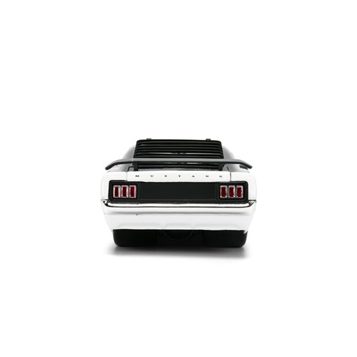 Bigtime Muscle 1970 Ford Mustang Boss 429 Glossy White 1:24 Scale Die-Cast Metal Vehicle
