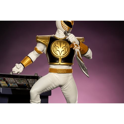 Mighty Morphin Power Rangers White Ranger BDS Art 1:10 Scale Statue