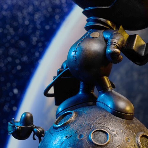 Peanuts Snoopy: First Beagle on the Moon Limited Edition Bronze Statue