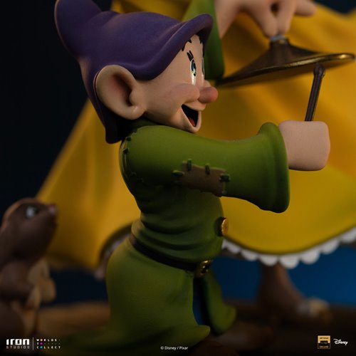 Snow White and the Seven Dwarfs Disney Classic Snow White 1:10 Deluxe Art Scale Limited Edition Stat