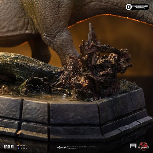 The Lost World: Jurassic Park Stegosaurus Icons Limited Edition Statue