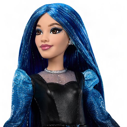 Descendants: Wicked Wonderland Chloe Wonderland Deluxe Doll