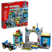 LEGO Juniors 10672 Batman Defend the Batcave