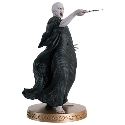 Harry Potter Wizarding World Collection Lord Voldemort Mega Figure with Collector Magazine
