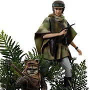 Star Wars: Return of the Jedi Leia and Wicket 1:10 Art Scale Limited Edition Statue