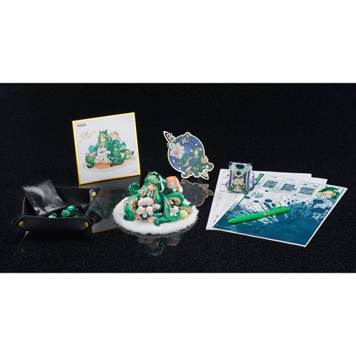 Cthulhu Meowthulhu Pajamas Party Version Statue