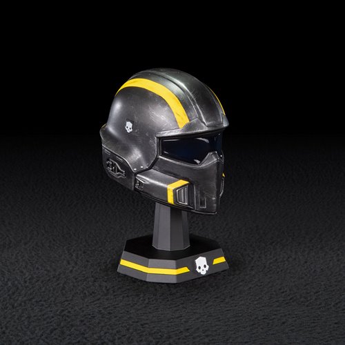 Helldivers 2 B-01 Tactical Helmet 1:4 Scale Prop Replica