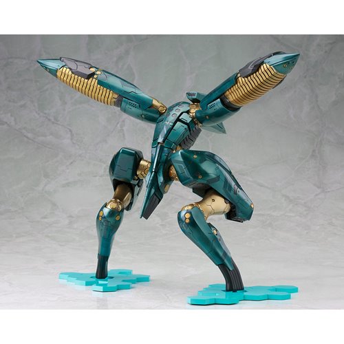 Metal Gear Solid 4: Guns of the Patriots Metal Gear Ray 1:100 Scale Model Kit