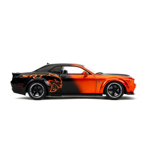 Pink Slips Wave 1 2015 Dodge Challenger SRT Hellcat Redeye Widebody 1:18 Scale Die-Cast Metal Vehicl