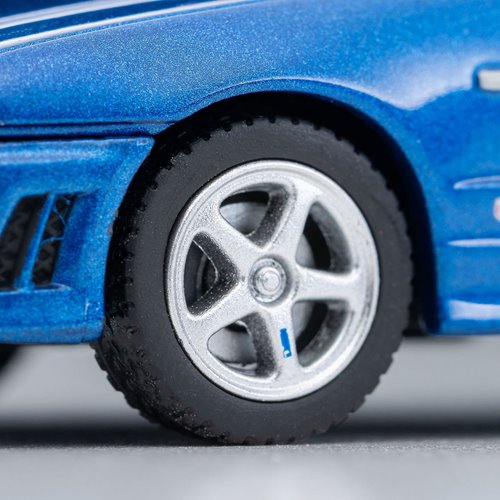 Tomica Limited Vintage Neo Nissan Skyline 2-Door Sports Coupe 25GT-Turbo 1:64 Scale Die-Cast Metal V