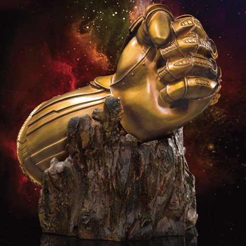 Marvel Infinity War Infinity Gauntlet MC-004 Replica Statue - Previews Exclusive