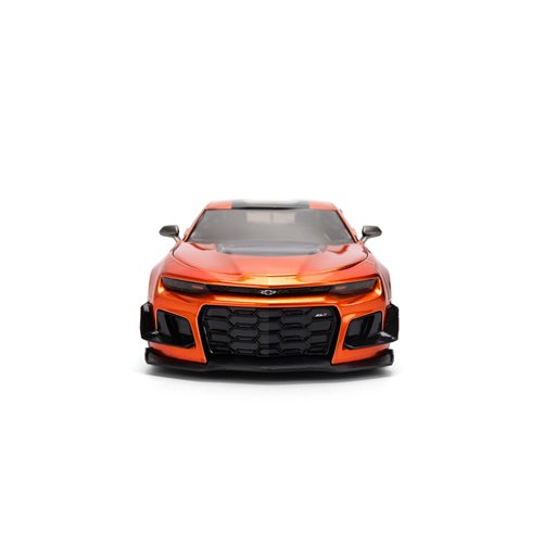 Bigtime Muscle 2024 Chevrolet Camaro ZL1 1LE 1:24 Scale Die-Cast Metal Vehicle