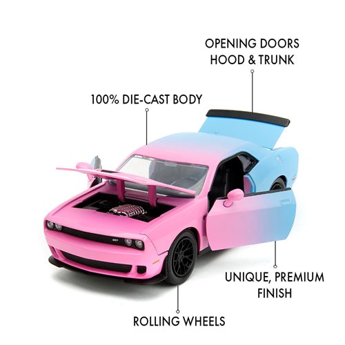 Pink Slips 2015 Dodge Challenger SRT Hellcat 1:24 Scale Die-Cast Metal Vehicle