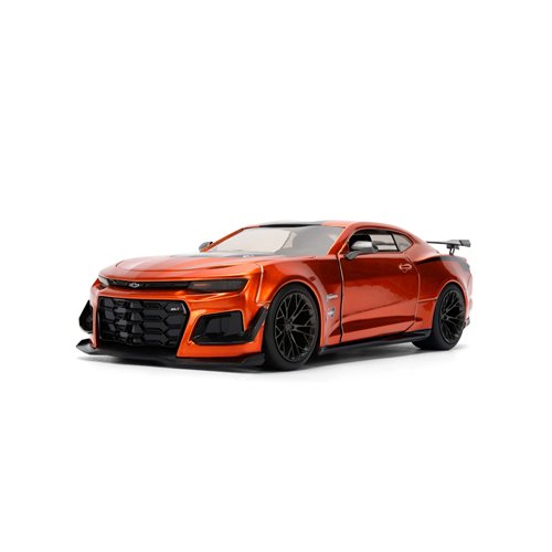 Bigtime Muscle 2024 Chevrolet Camaro ZL1 1LE 1:24 Scale Die-Cast Metal Vehicle