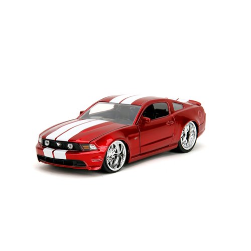 Bigtime Muscle 2010 Red Ford Mustang GT 1:24 Scale Die-Cast Metal Vehicle