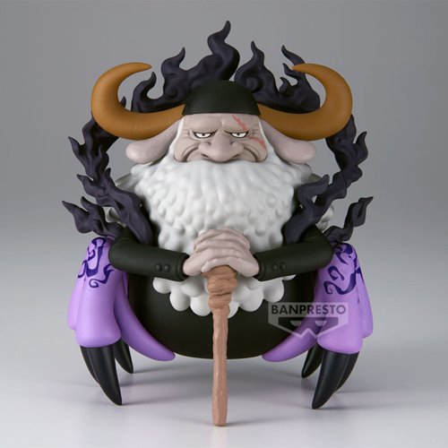 One Piece Saint Jaygarcia Saturn Mega World Collectable Figure