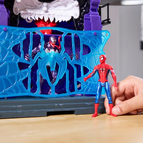 Spider-Man VenomVersus Web Slinging City Playset
