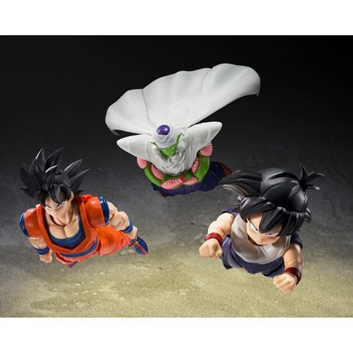 Dragon Ball Z Son Gohan Z-Fighters Limited Edition Z-Fighters Group Base Ver. A S.H.Figuarts Action