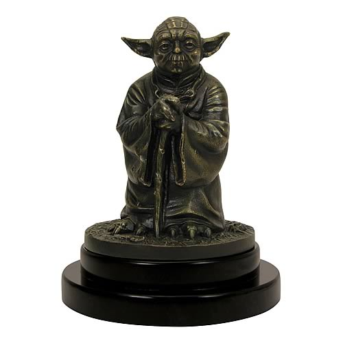 Star Wars: Return of the Jedi Yoda Milestones Statue