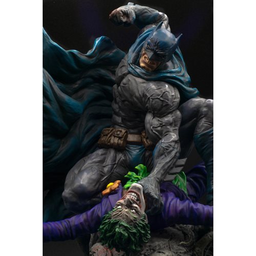 Batman vs. The Joker Sculpt Master Series Resin Statue