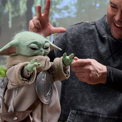 Star Wars Ultimate Grogu 1:1 Scale Premium Animatronic Limited Edition Life-Size Replica with Postcard