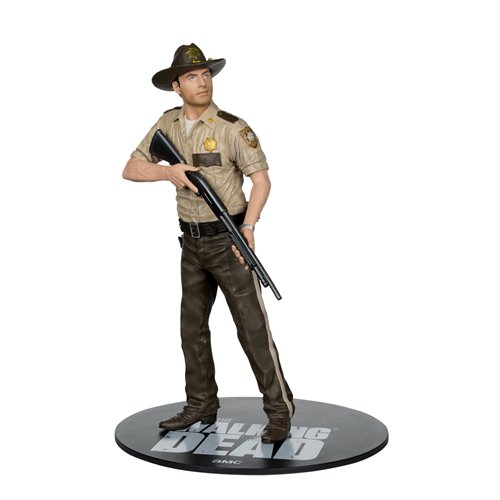The Walking Dead Rick Grimes 1:8 Scale Posed Figure